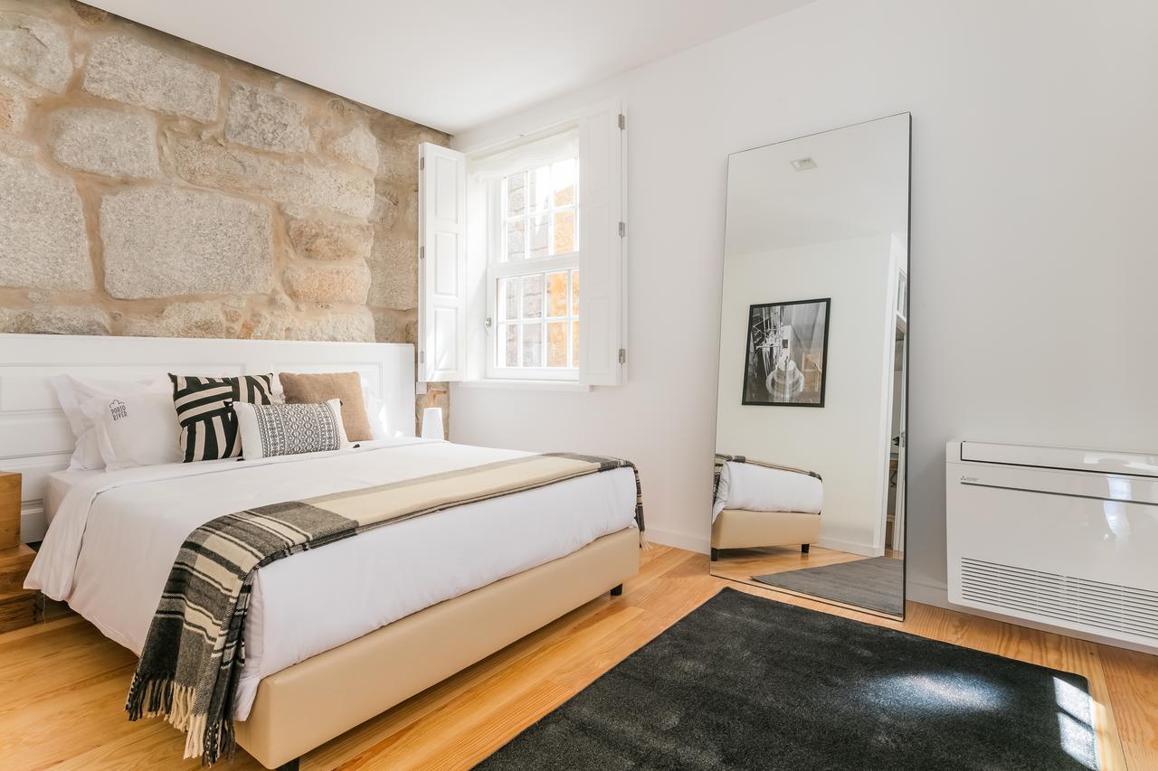 Two Bedroom Apartment River View Balcony Adjacent Building