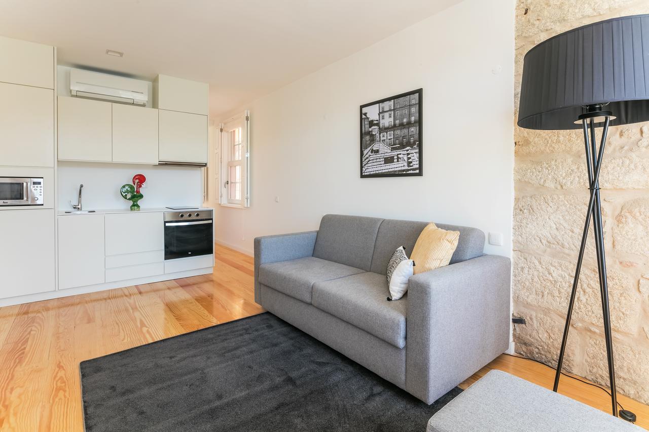 Two Bedroom Apartment River View Balcony Adjacent Building